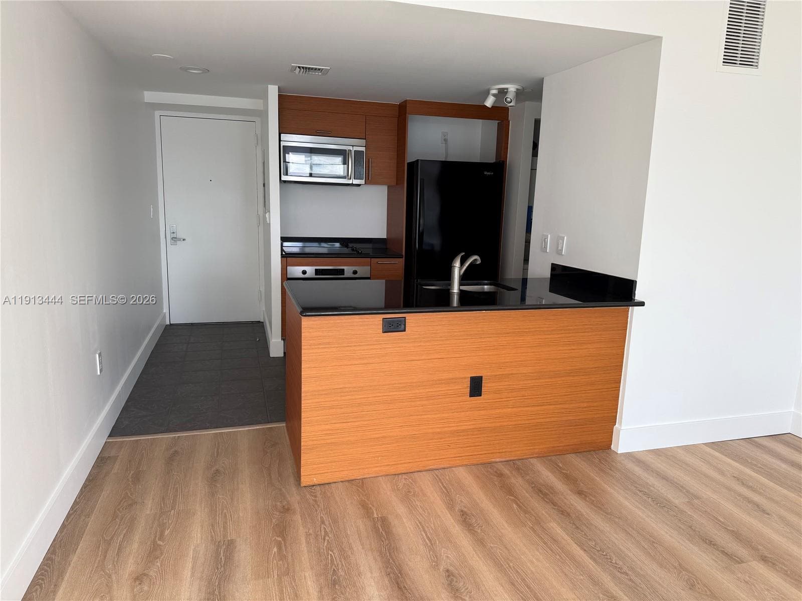 50 Biscayne Blvd # 4807, Miami FL 33132 — 11