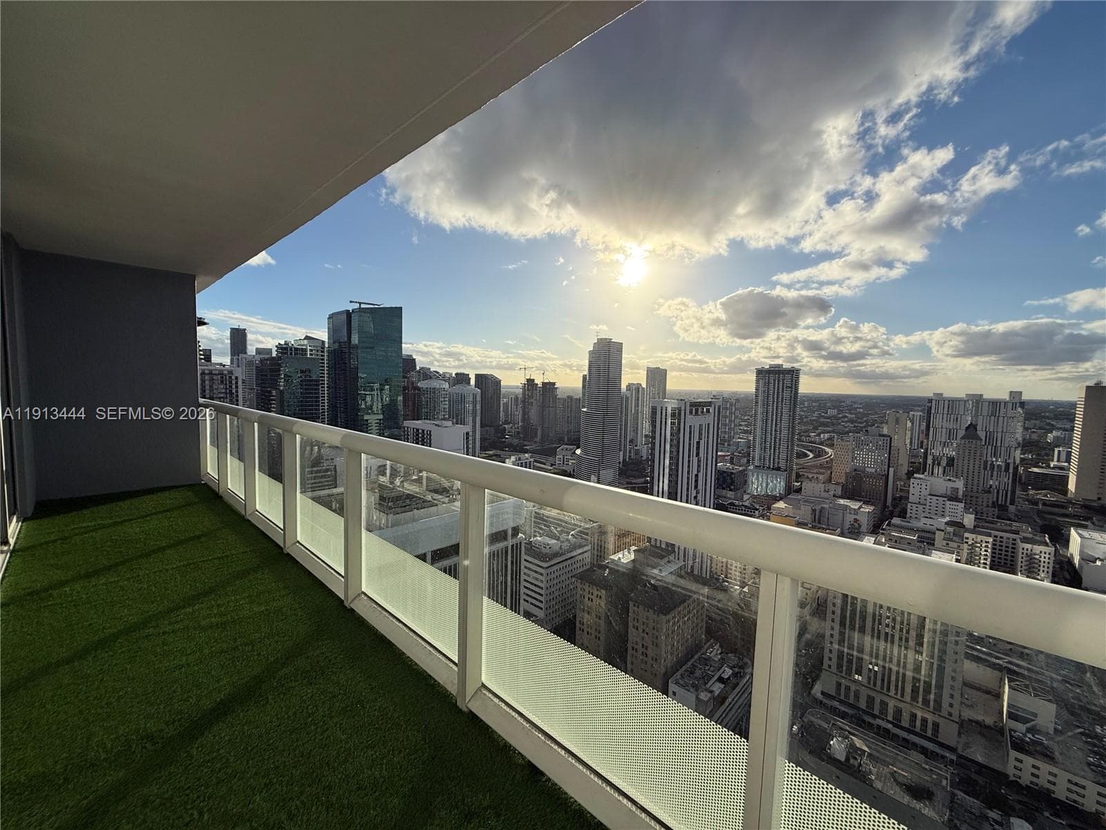 50 Biscayne Blvd # 4807, Miami FL 33132 — 21