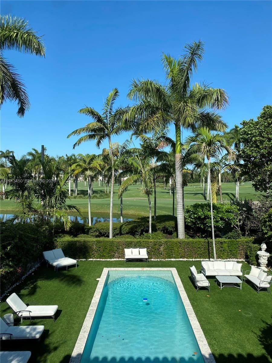 5800 La Gorce Dr, Miami Beach FL 33140 — 33