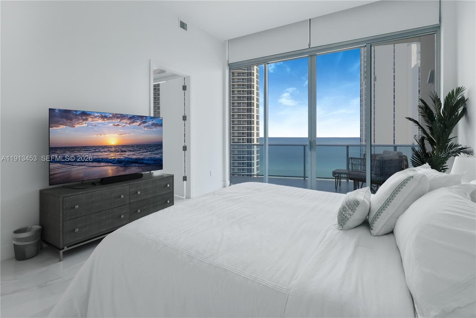 17550 Collins Ave, Sunny Isles Beach FL 33160 — 15
