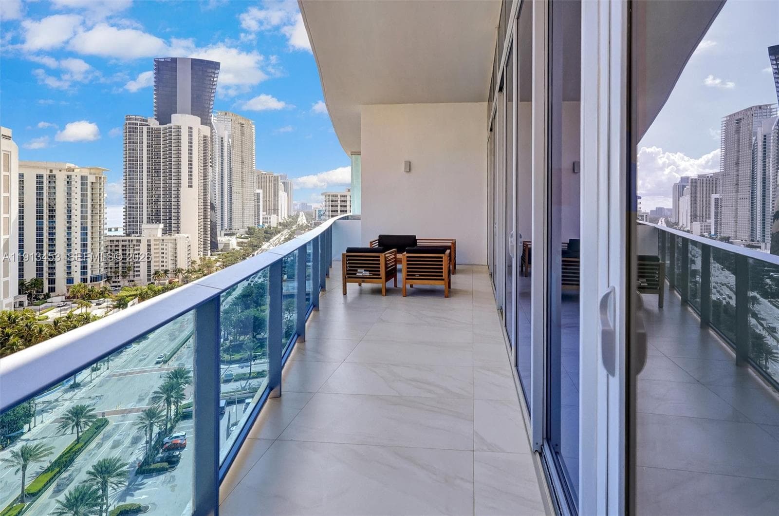 17550 Collins Ave, Sunny Isles Beach FL 33160 — 40