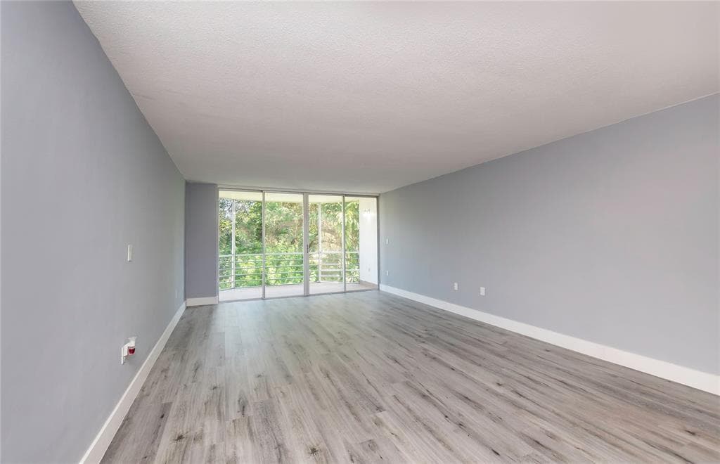 1101 NE 191st Street # H301, Miami FL 33179 — 5