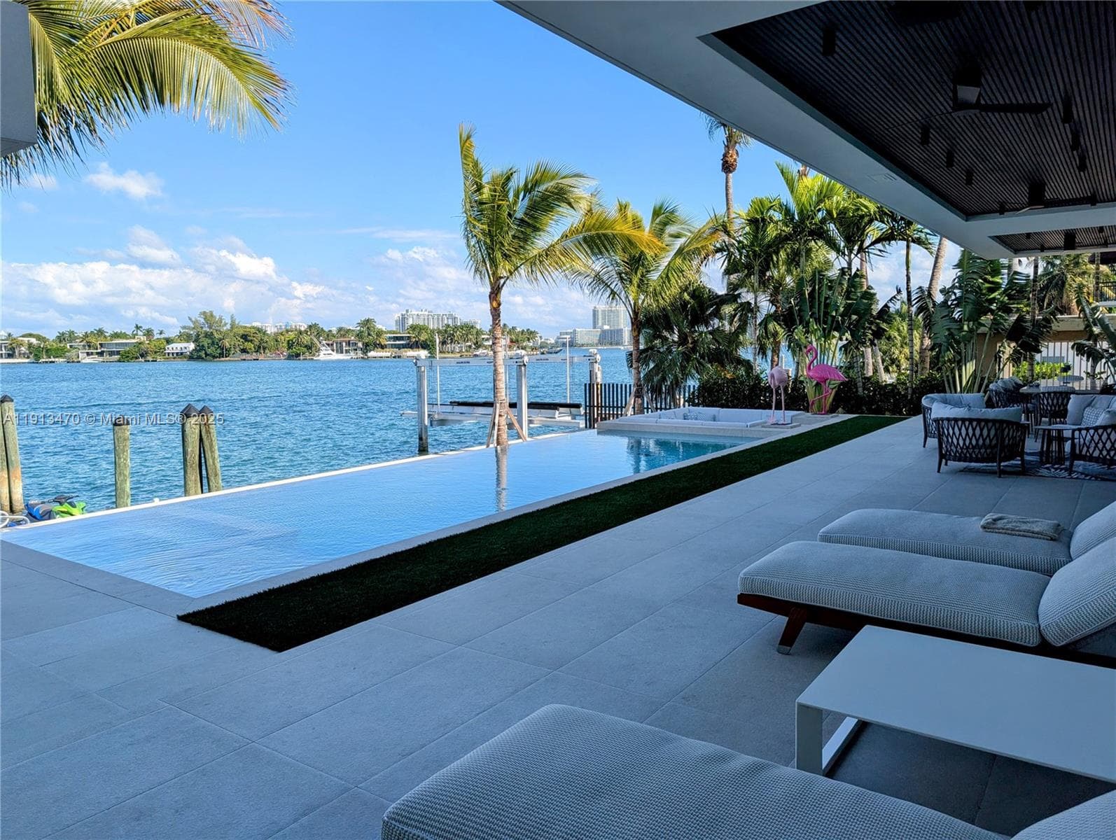 375 N Hibiscus Dr, Miami Beach FL 33139 — 13