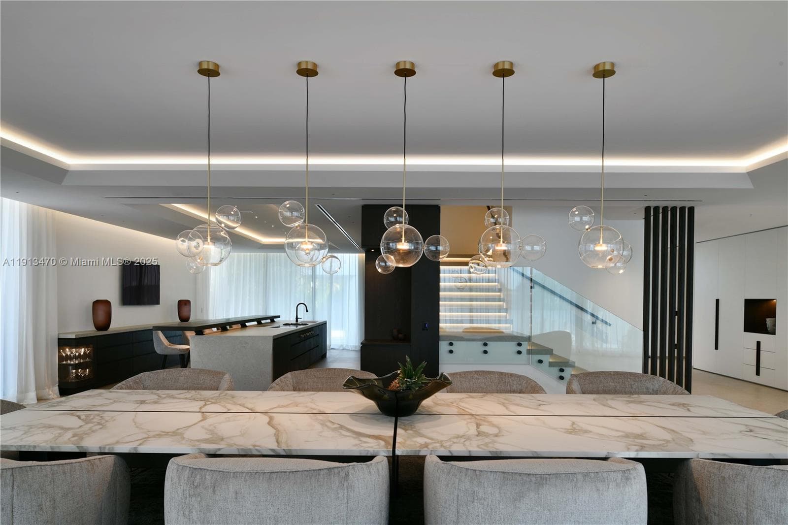 375 N Hibiscus Dr, Miami Beach FL 33139 — 20