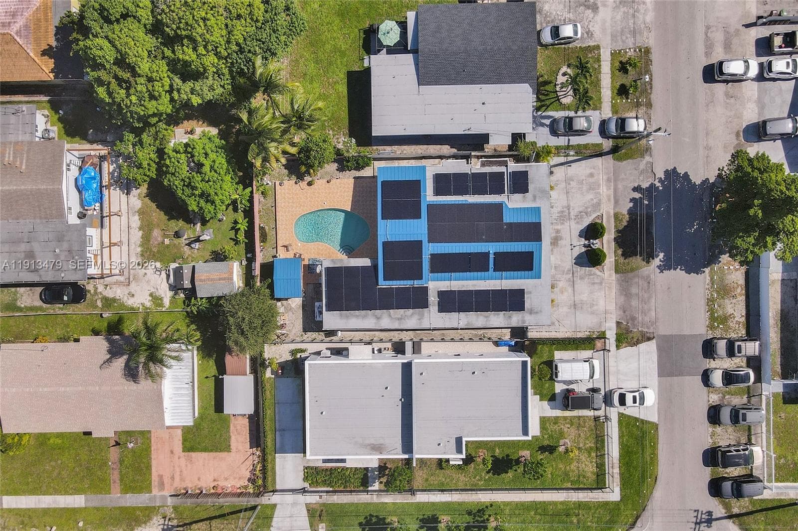 311 E 51st St, Hialeah FL 33013 — 57
