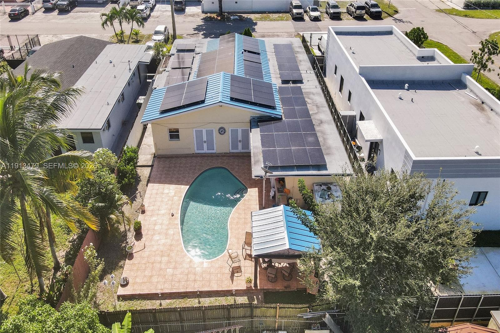 311 E 51st St, Hialeah FL 33013 — 55