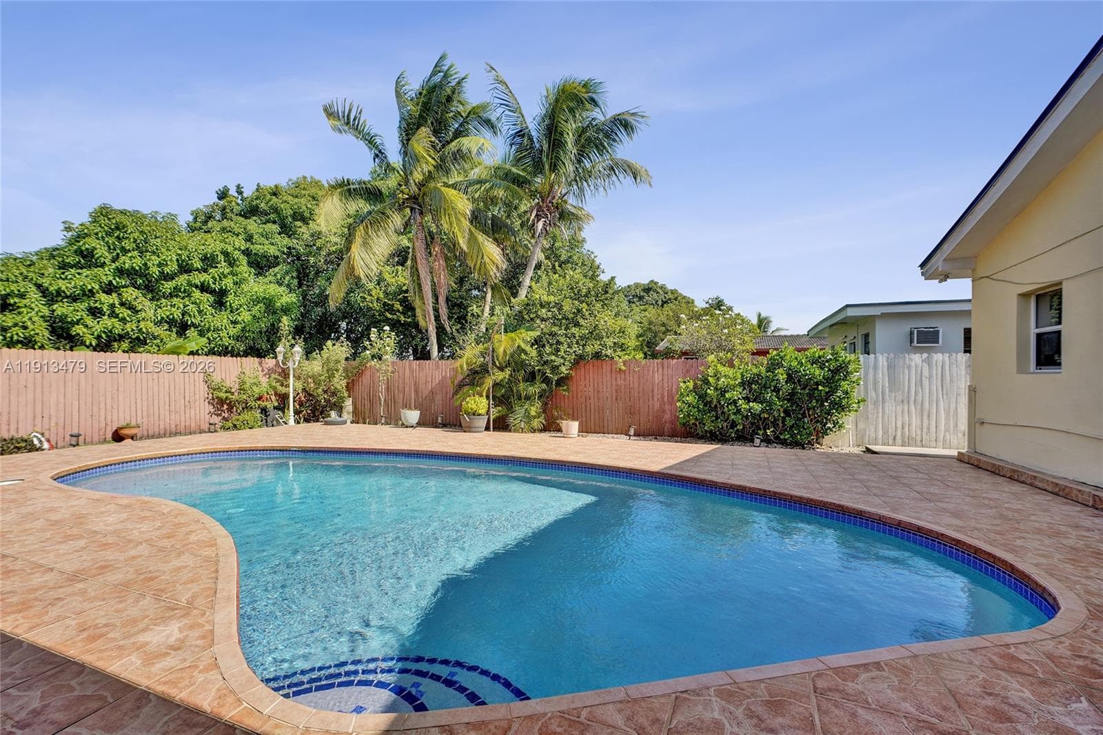 311 E 51st St, Hialeah FL 33013 — 44
