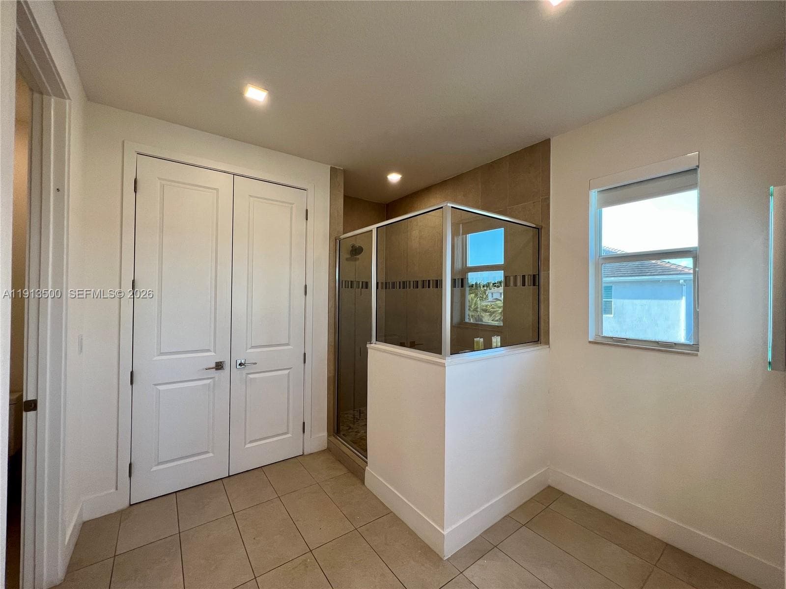 11 NW 122nd Ave, Miami FL 33182 — 46