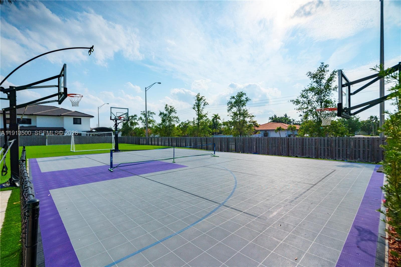 11 NW 122nd Ave, Miami FL 33182 — 79