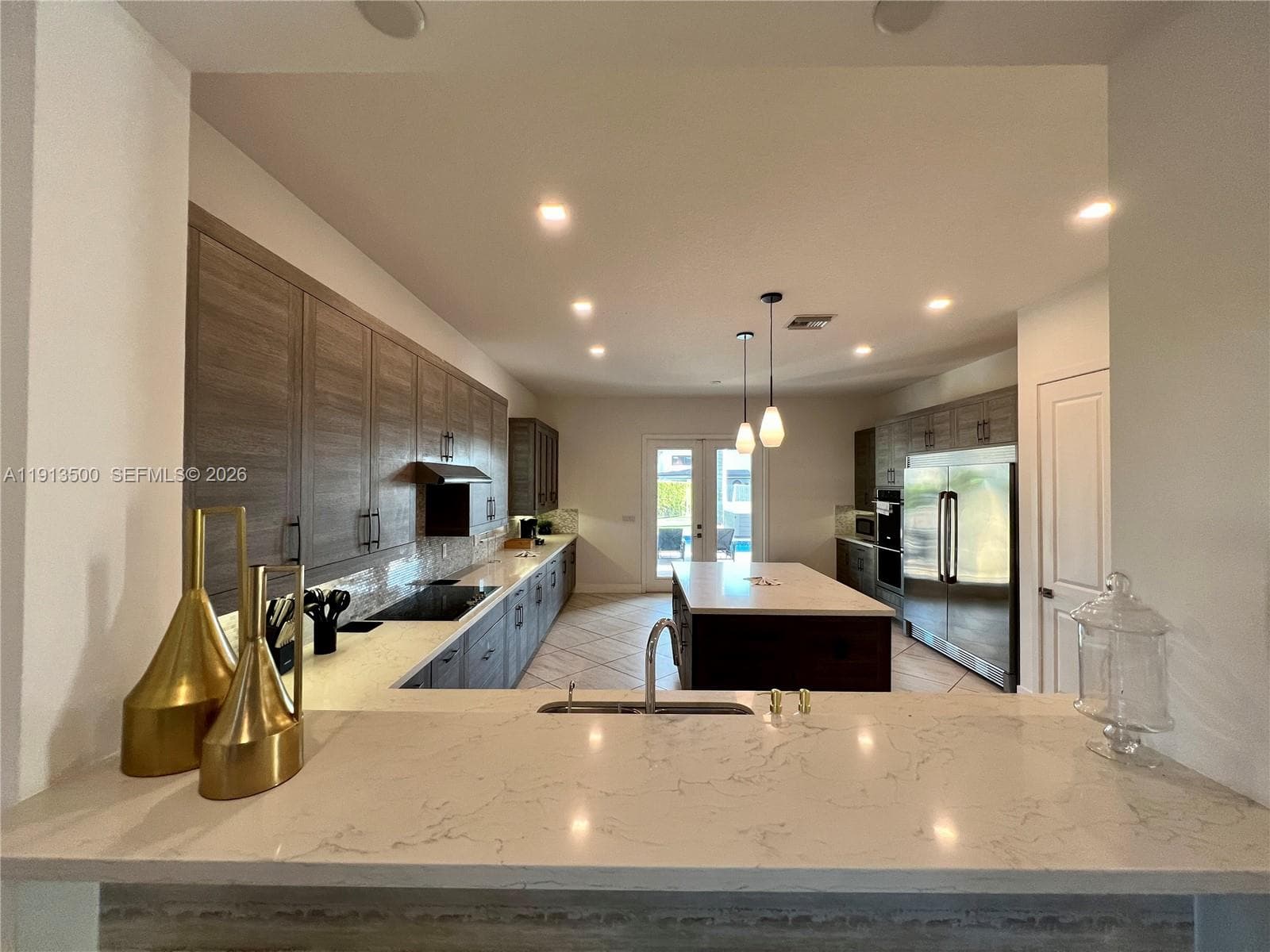 11 NW 122nd Ave, Miami FL 33182 — 18