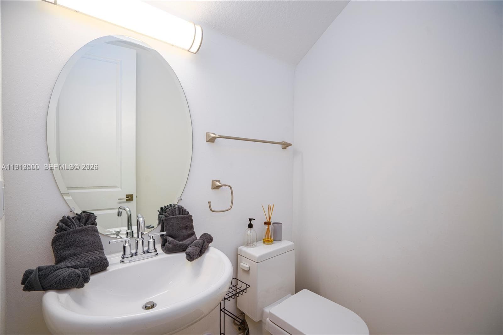 11 NW 122nd Ave, Miami FL 33182 — 21