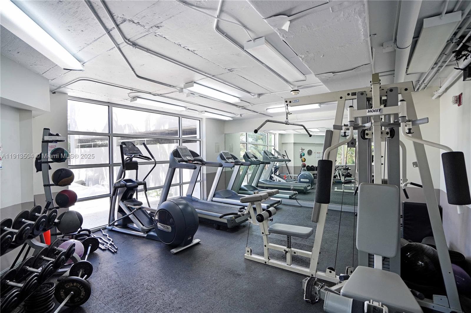 1621 Bay Rd # 606, Miami Beach FL 33139 — 22