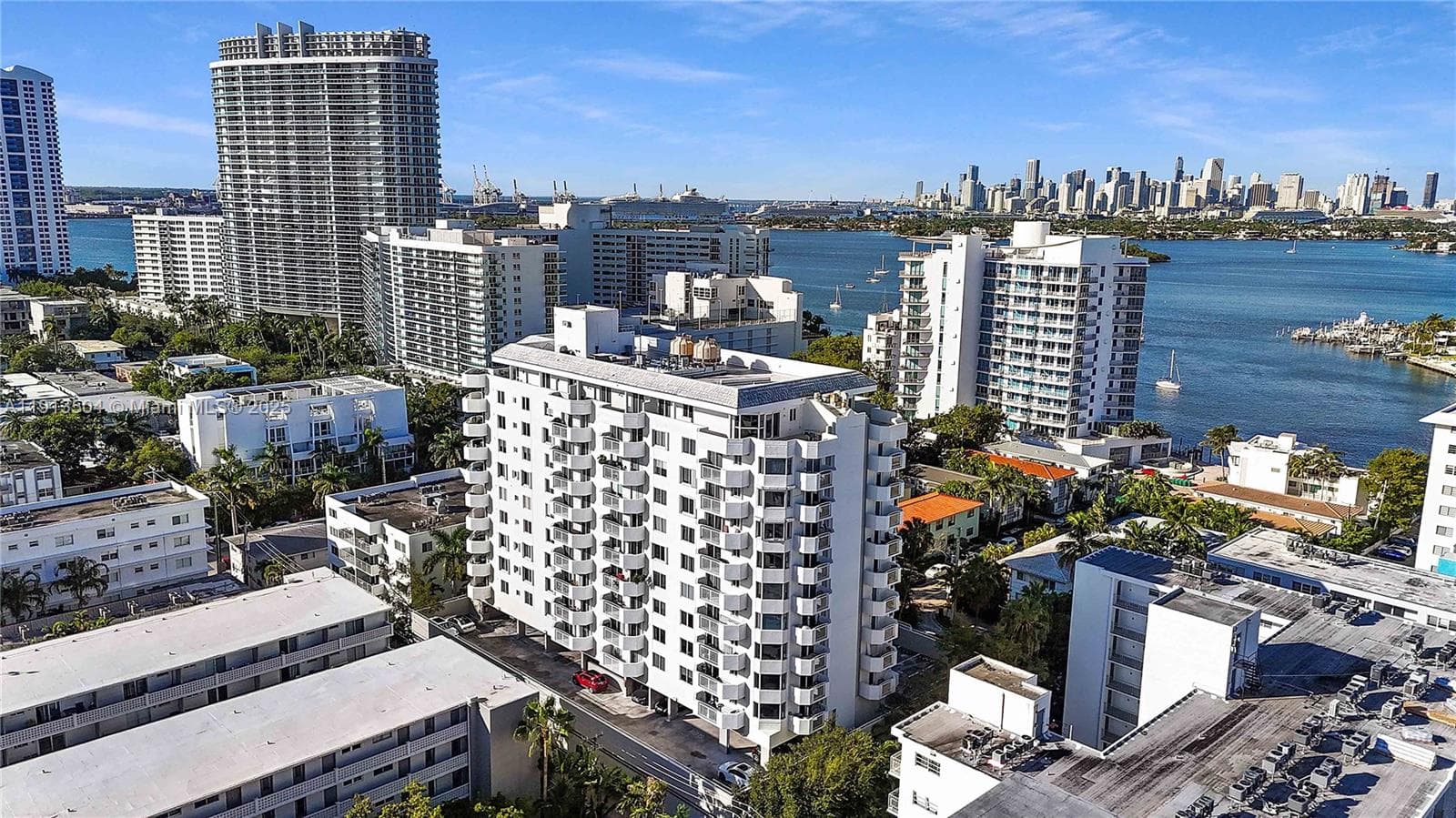 1621 Bay Rd # 606, Miami Beach FL 33139 — 30