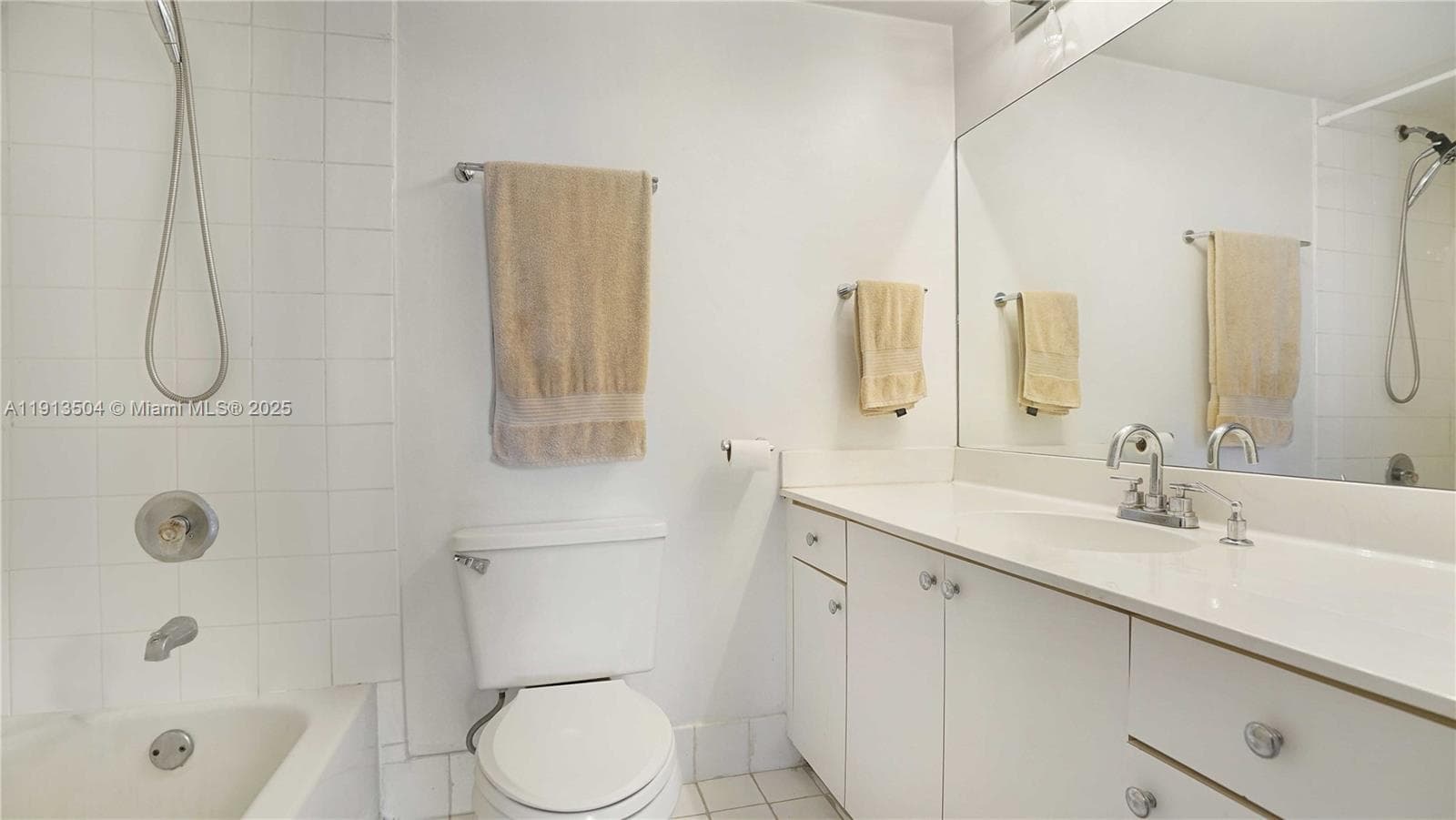 1621 Bay Rd # 606, Miami Beach FL 33139 — 14