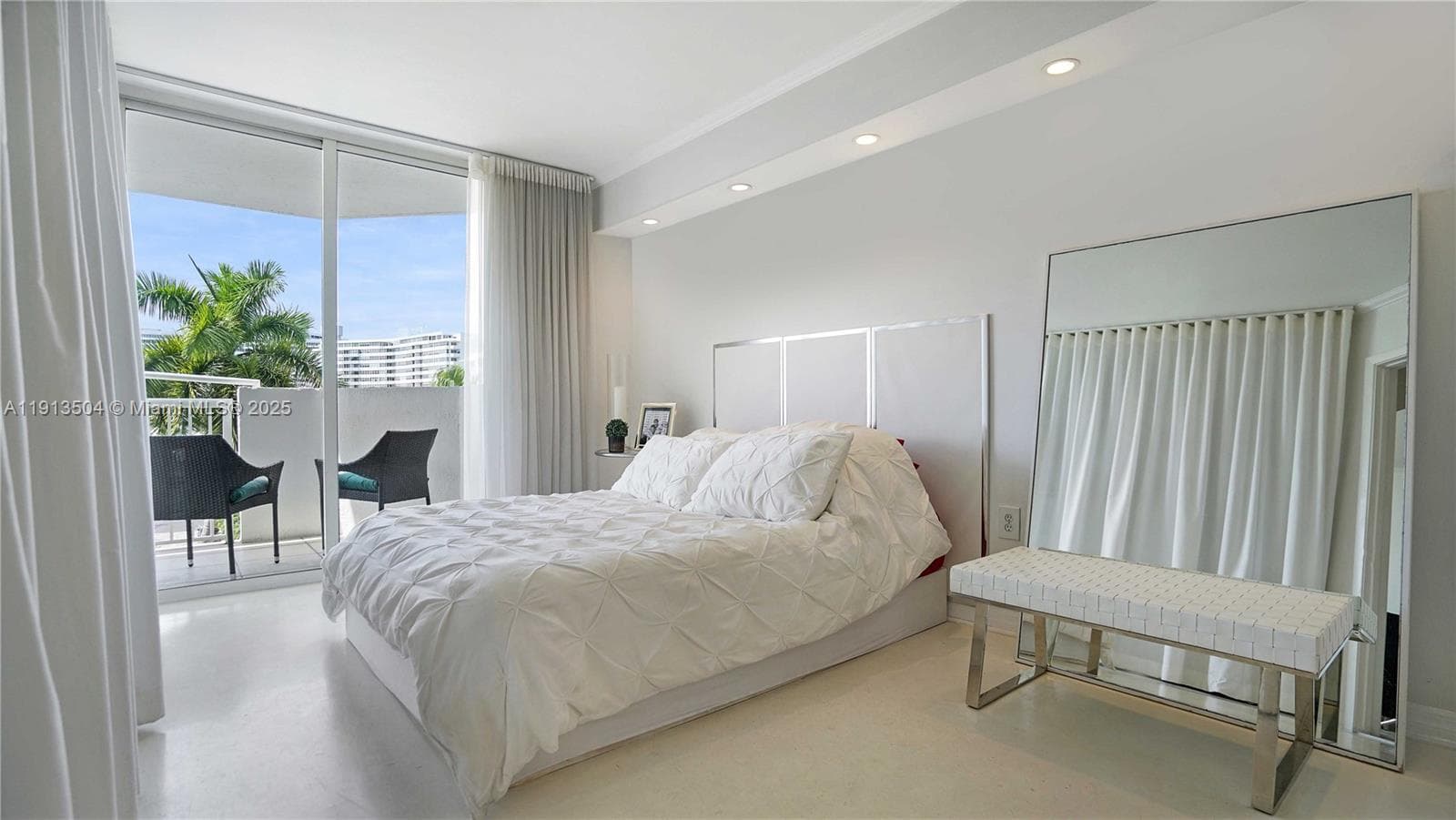 1621 Bay Rd # 606, Miami Beach FL 33139 — 11
