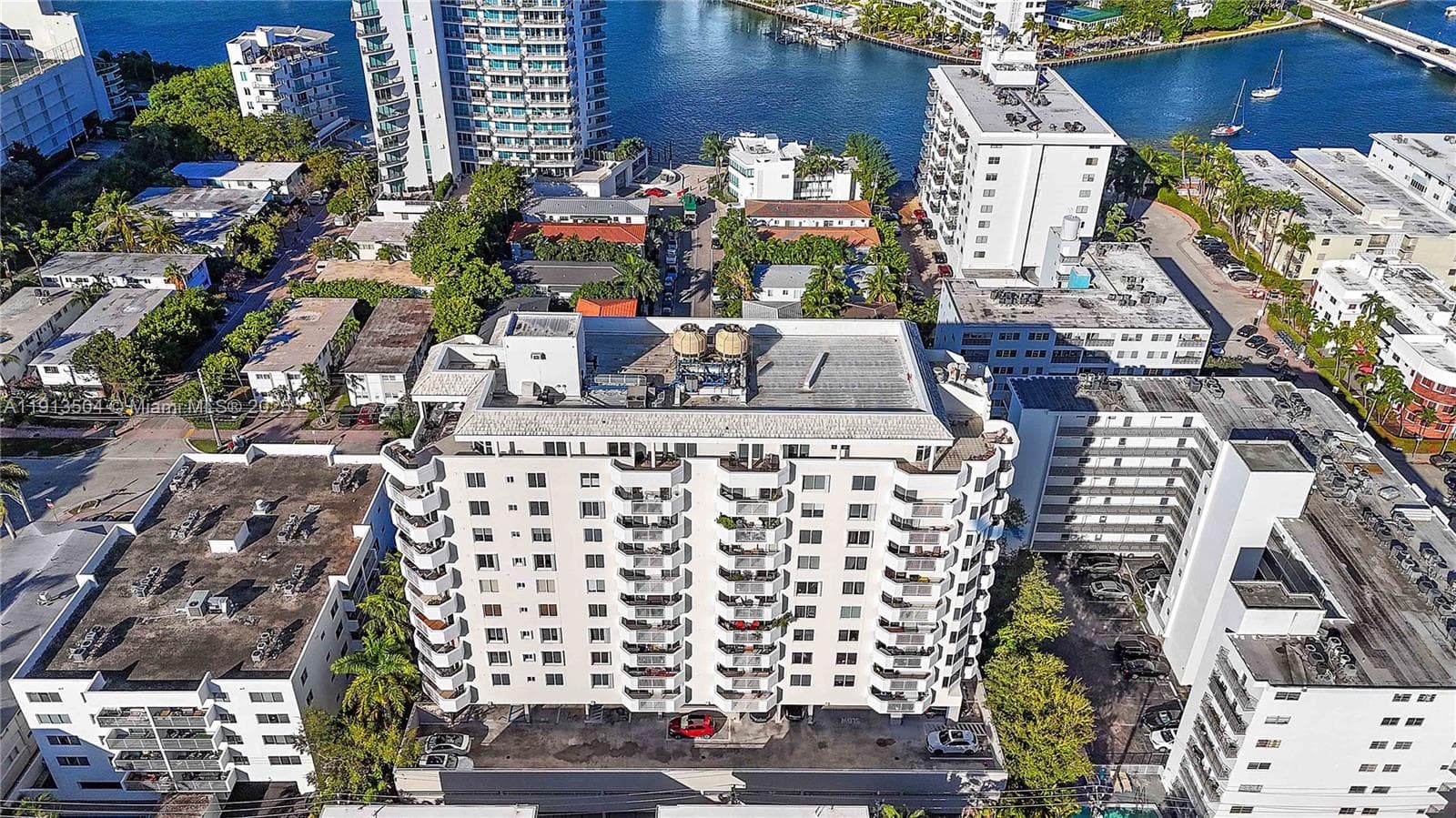 1621 Bay Rd # 606, Miami Beach FL 33139 — 31