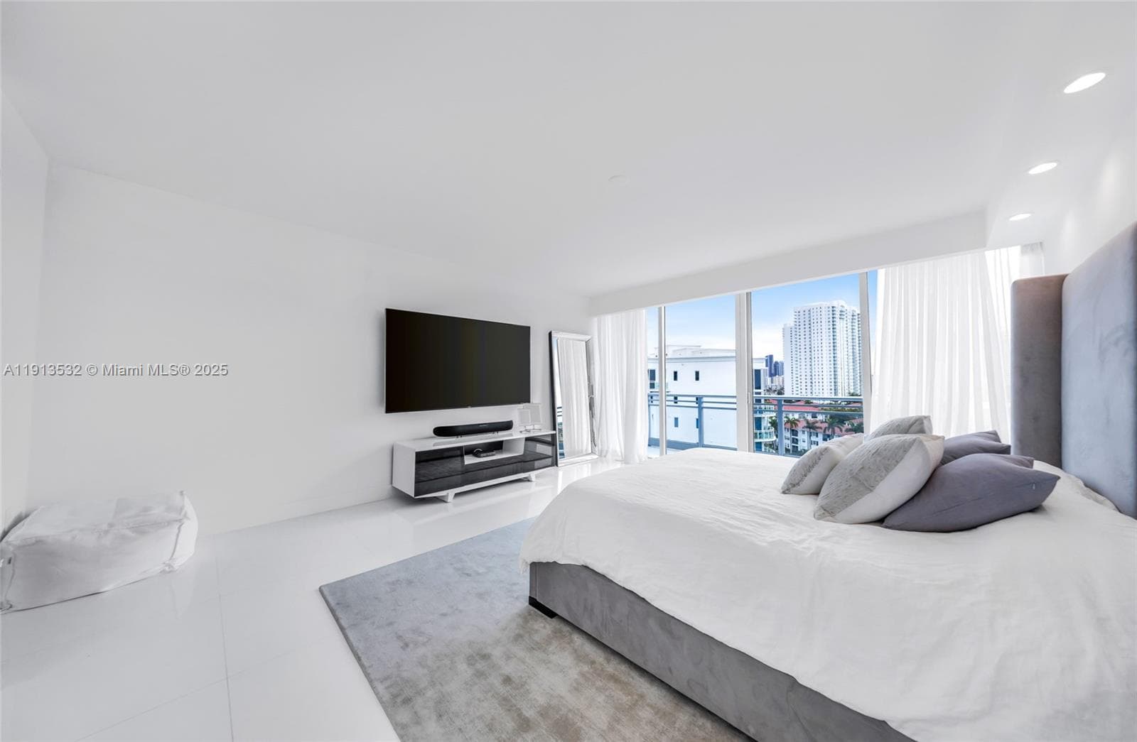 Artech Residences At Aven, Aventura, FL — 27