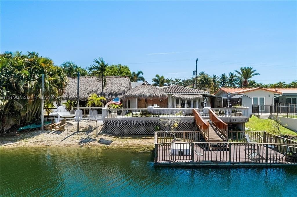21280 NE 23rd Ave, Miami FL 33180 — 3
