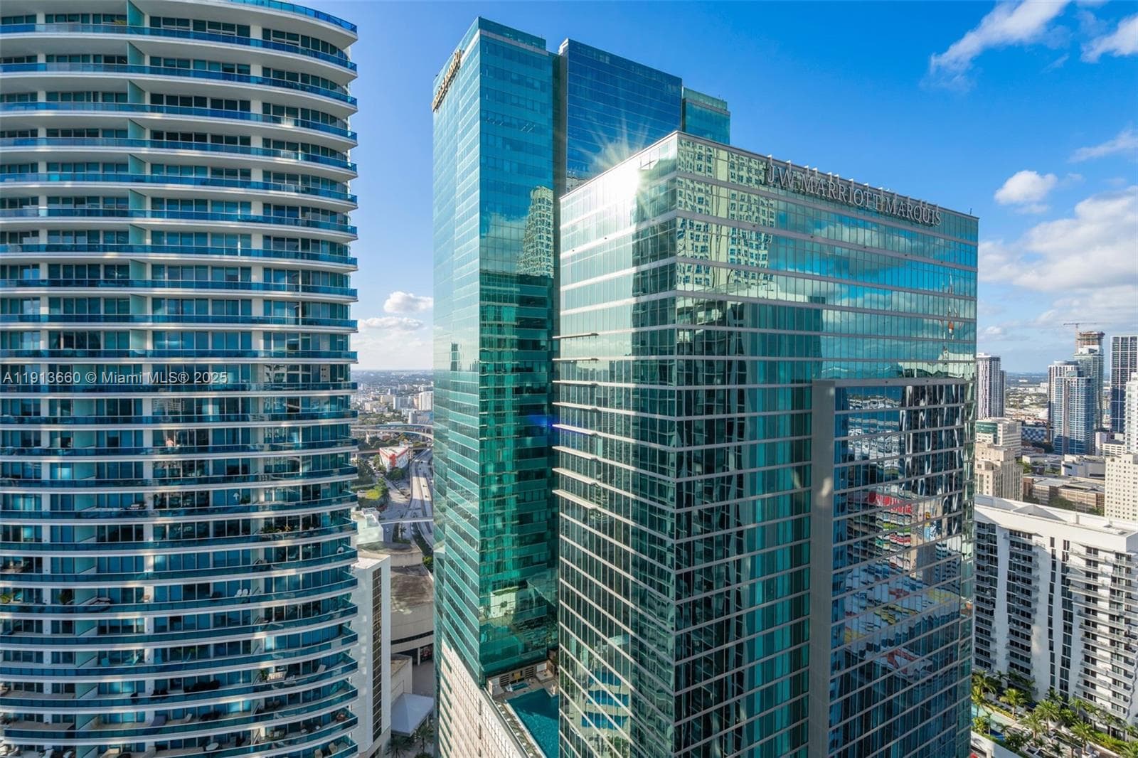 300 Biscayne Boulevard Way # 3009W, Miami FL 33131 — 27