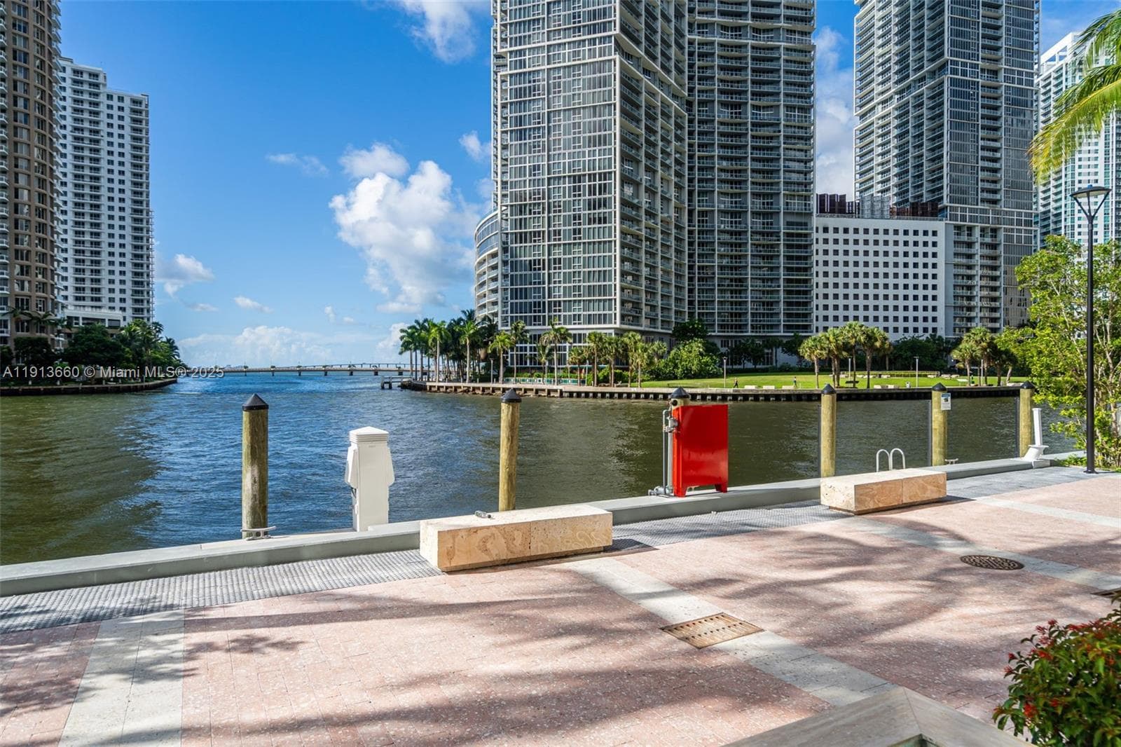 300 Biscayne Boulevard Way # 3009W, Miami FL 33131 — 37