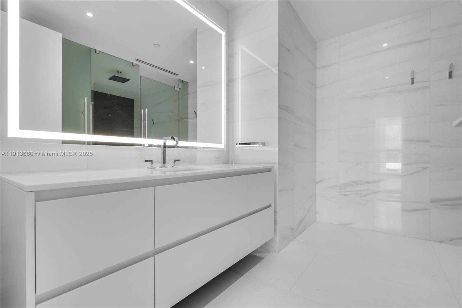 300 Biscayne Boulevard Way # 3009W, Miami FL 33131 — 15