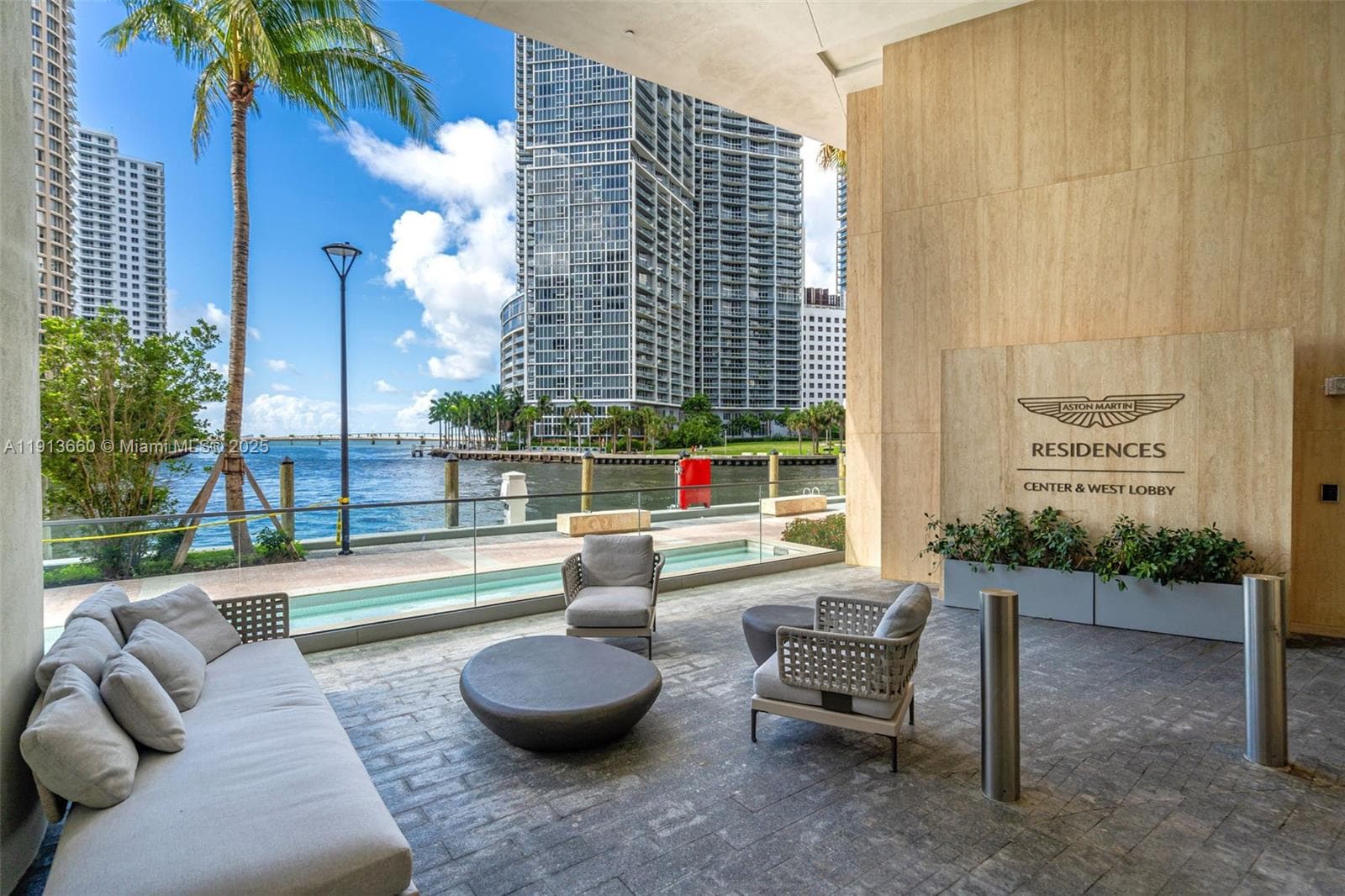 300 Biscayne Boulevard Way # 3009W, Miami FL 33131 — 39