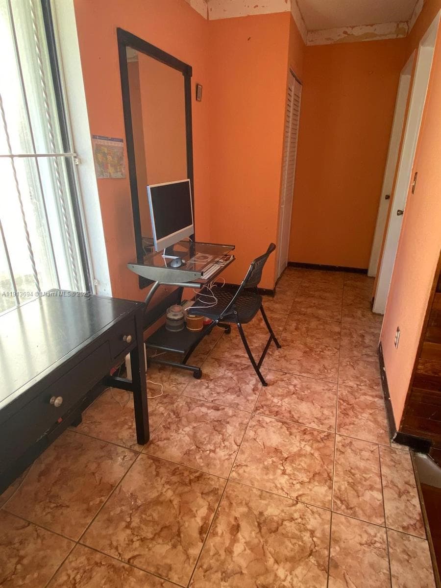 10454 NW 5th Ter # 30, Miami FL 33172 — 27