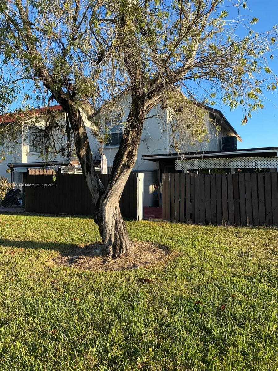10454 NW 5th Ter # 30, Miami FL 33172 — 42