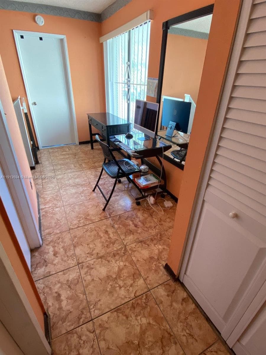 10454 NW 5th Ter # 30, Miami FL 33172 — 26
