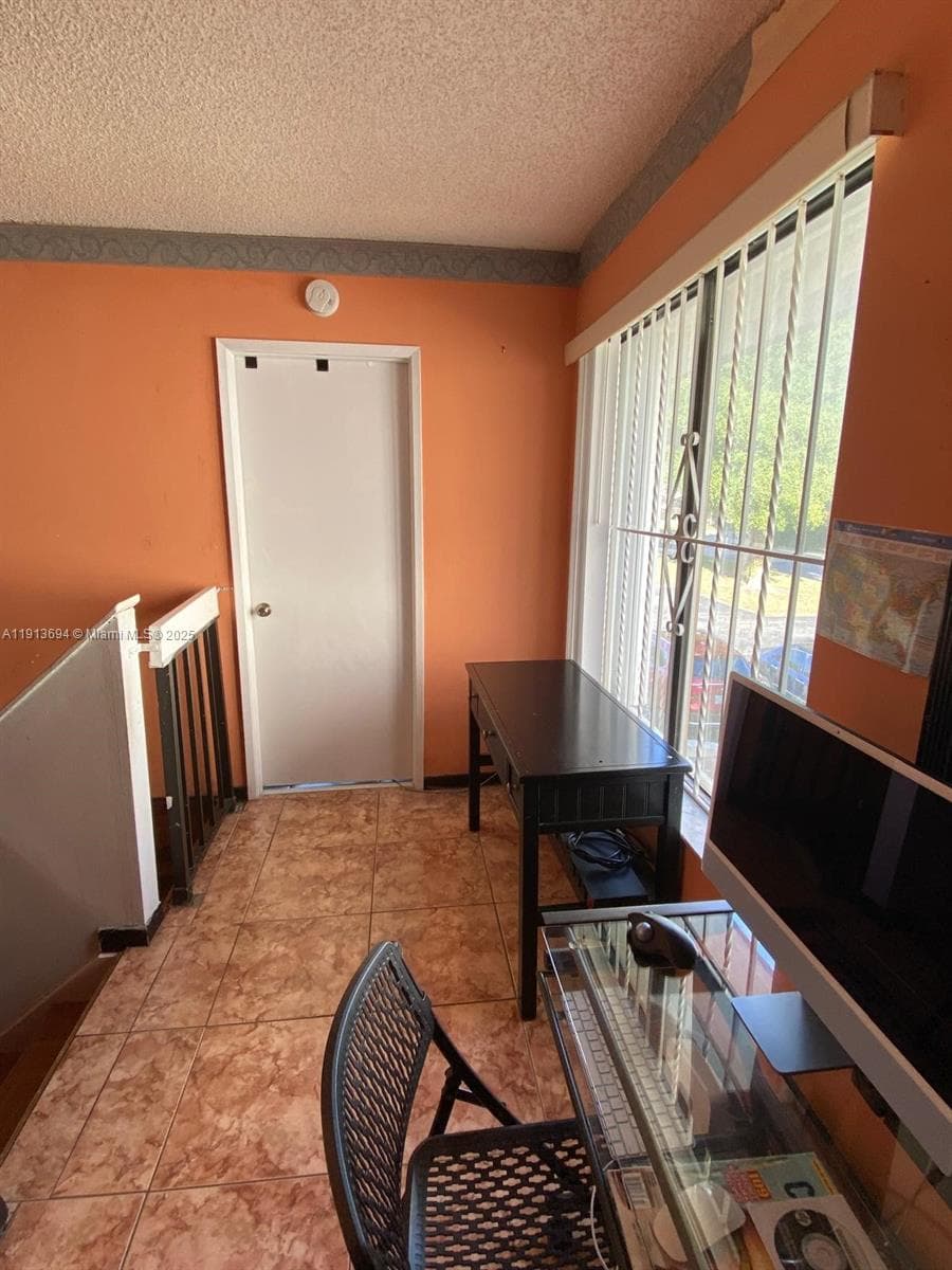 10454 NW 5th Ter # 30, Miami FL 33172 — 24