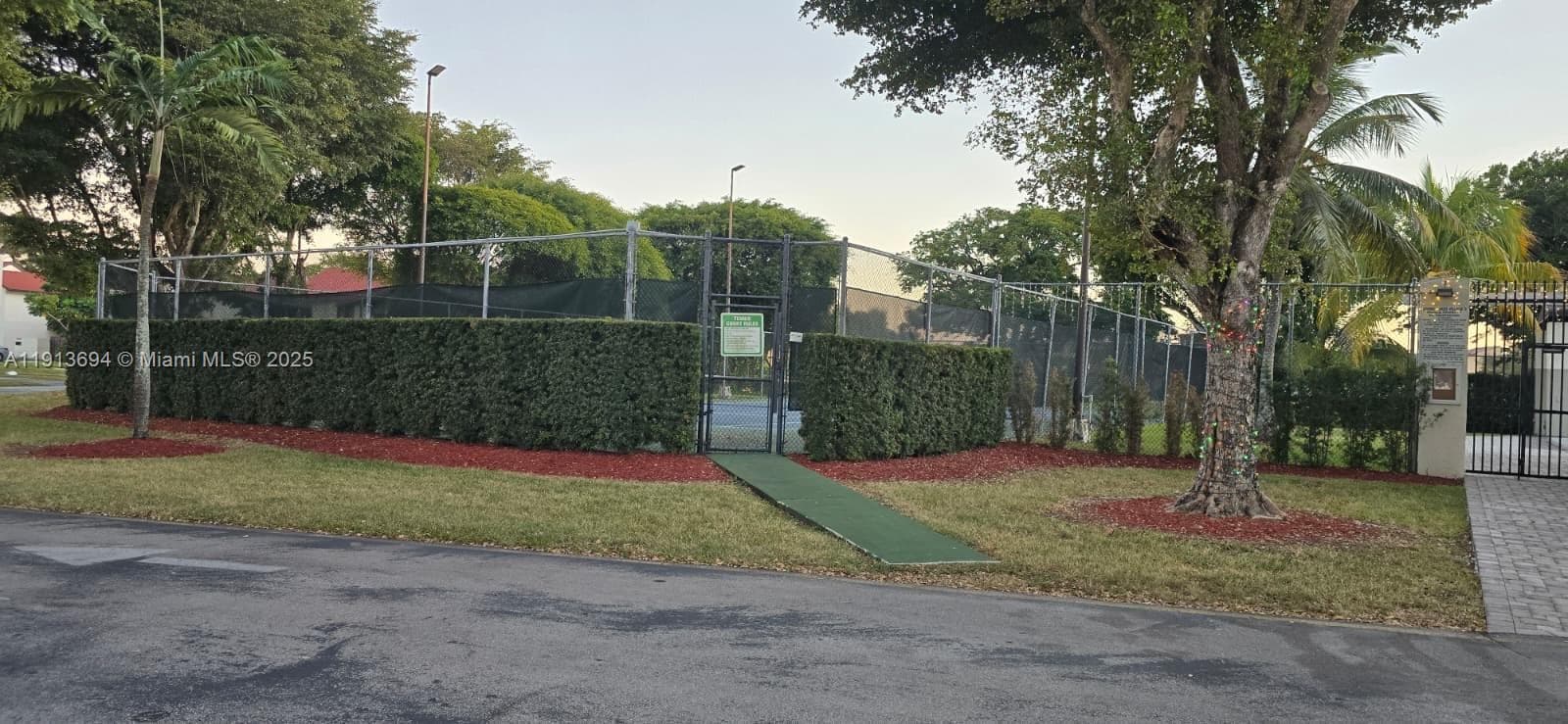 10454 NW 5th Ter # 30, Miami FL 33172 — 50