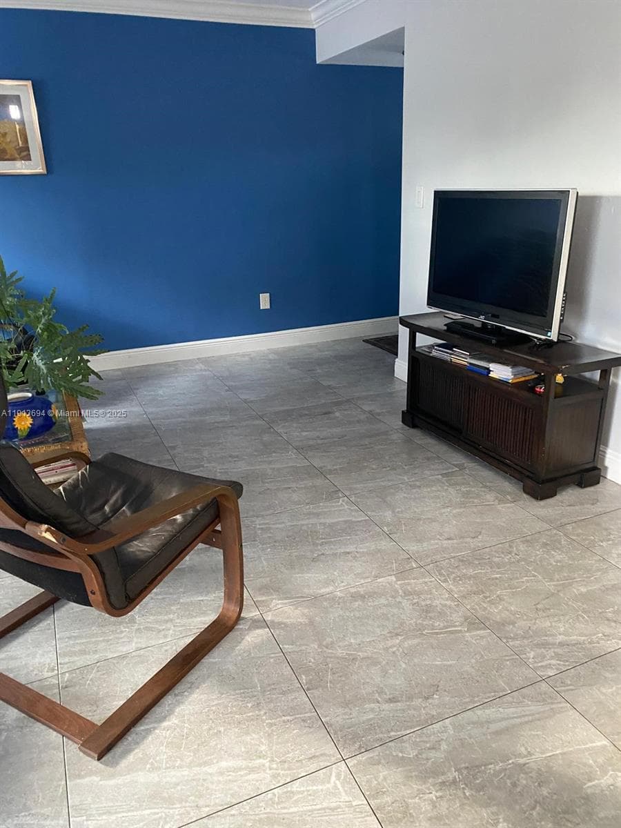 10454 NW 5th Ter # 30, Miami FL 33172 — 8