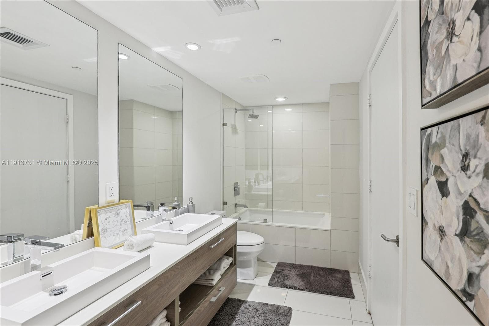 1300 S Miami Ave # 2404, Miami FL 33130 — 20