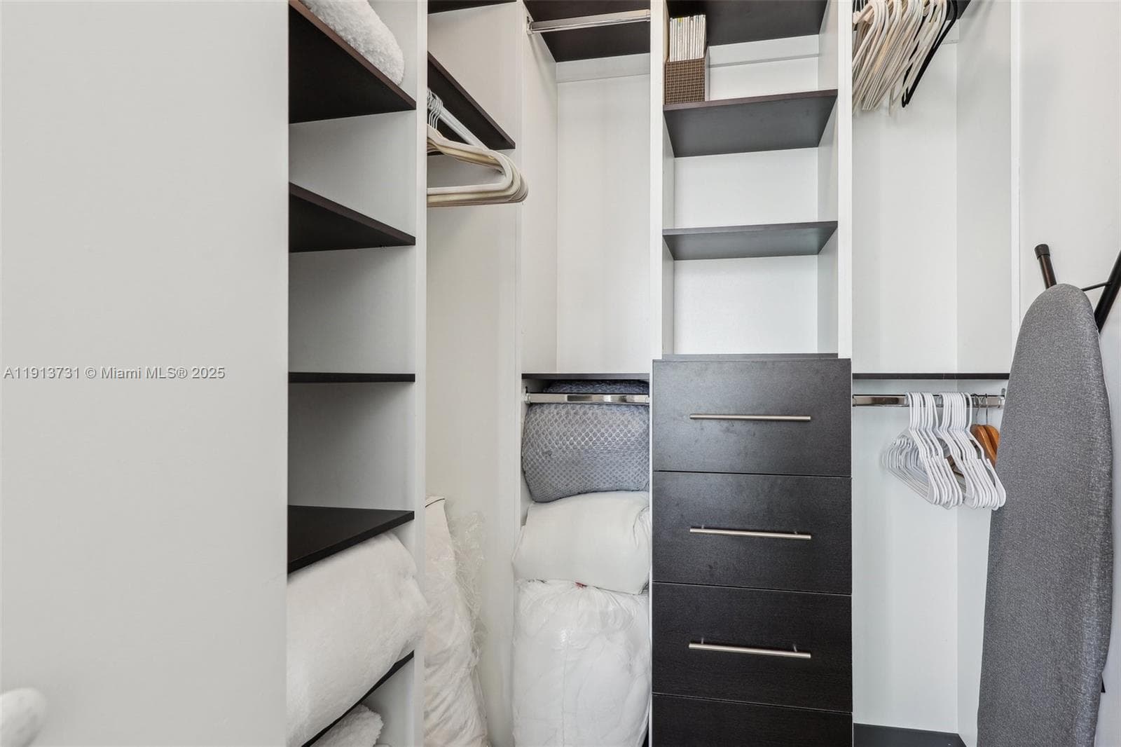 1300 S Miami Ave # 2404, Miami FL 33130 — 18