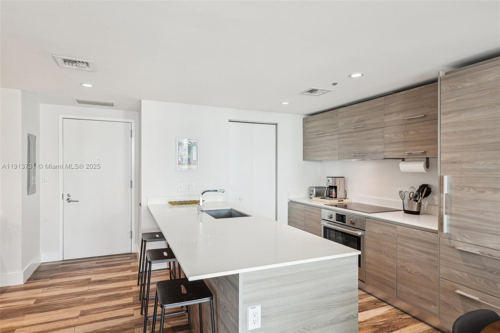 1300 S Miami Ave # 2404, Miami FL 33130 — 11
