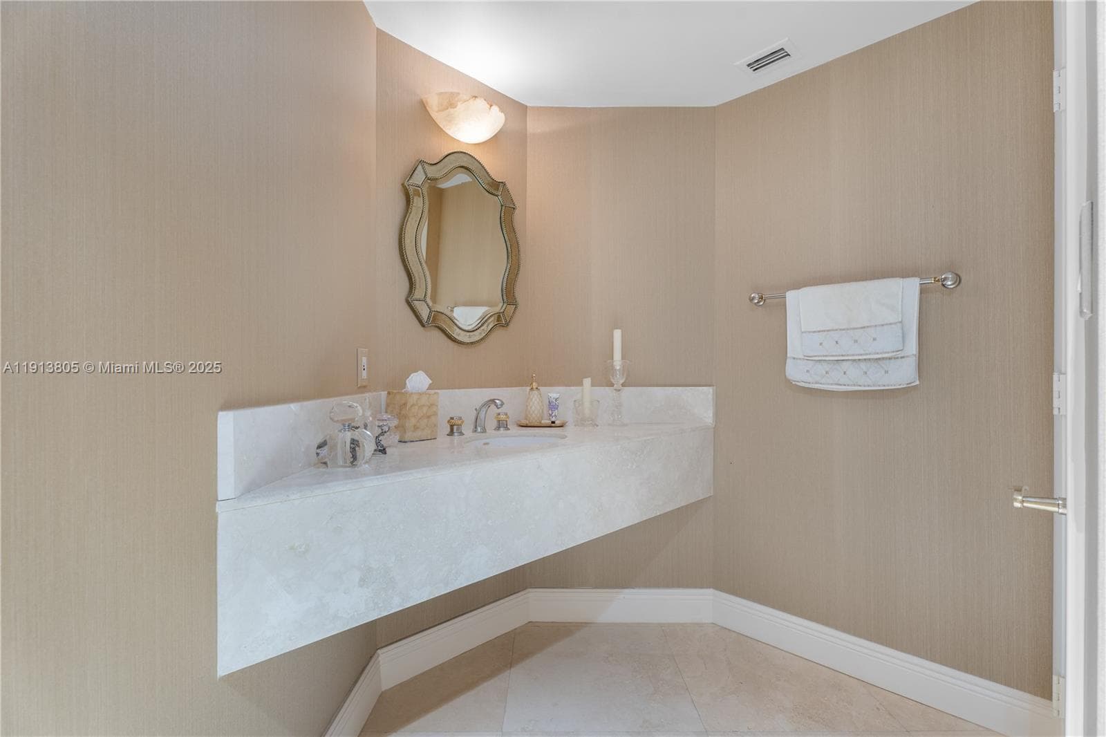 2600 Island Blvd # 1605, Aventura FL 33160 — 16