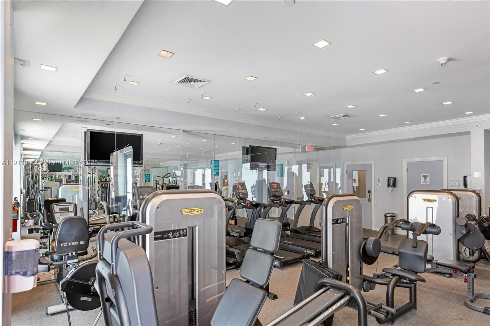 150 Sunny Isles Blvd # 601, Sunny Isles Beach FL 33160 — 37