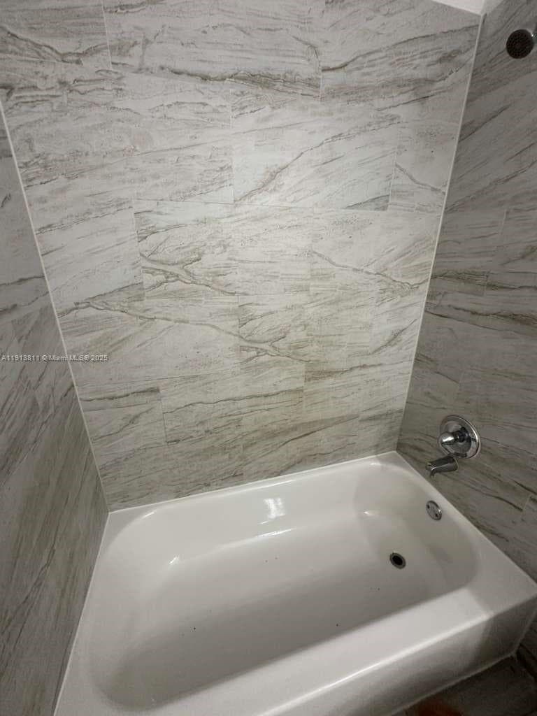 505 NW 177th St # 222, Miami Gardens FL 33169 — 14
