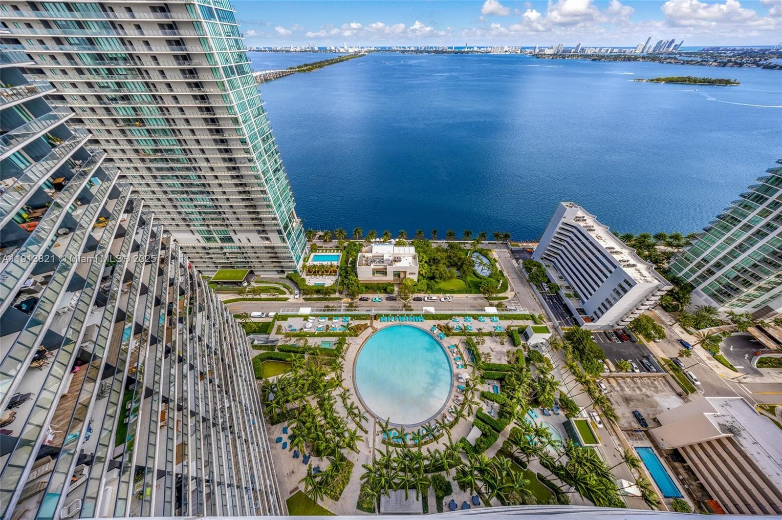 480 NE 31st St # 2807, Miami FL 33137 — 34