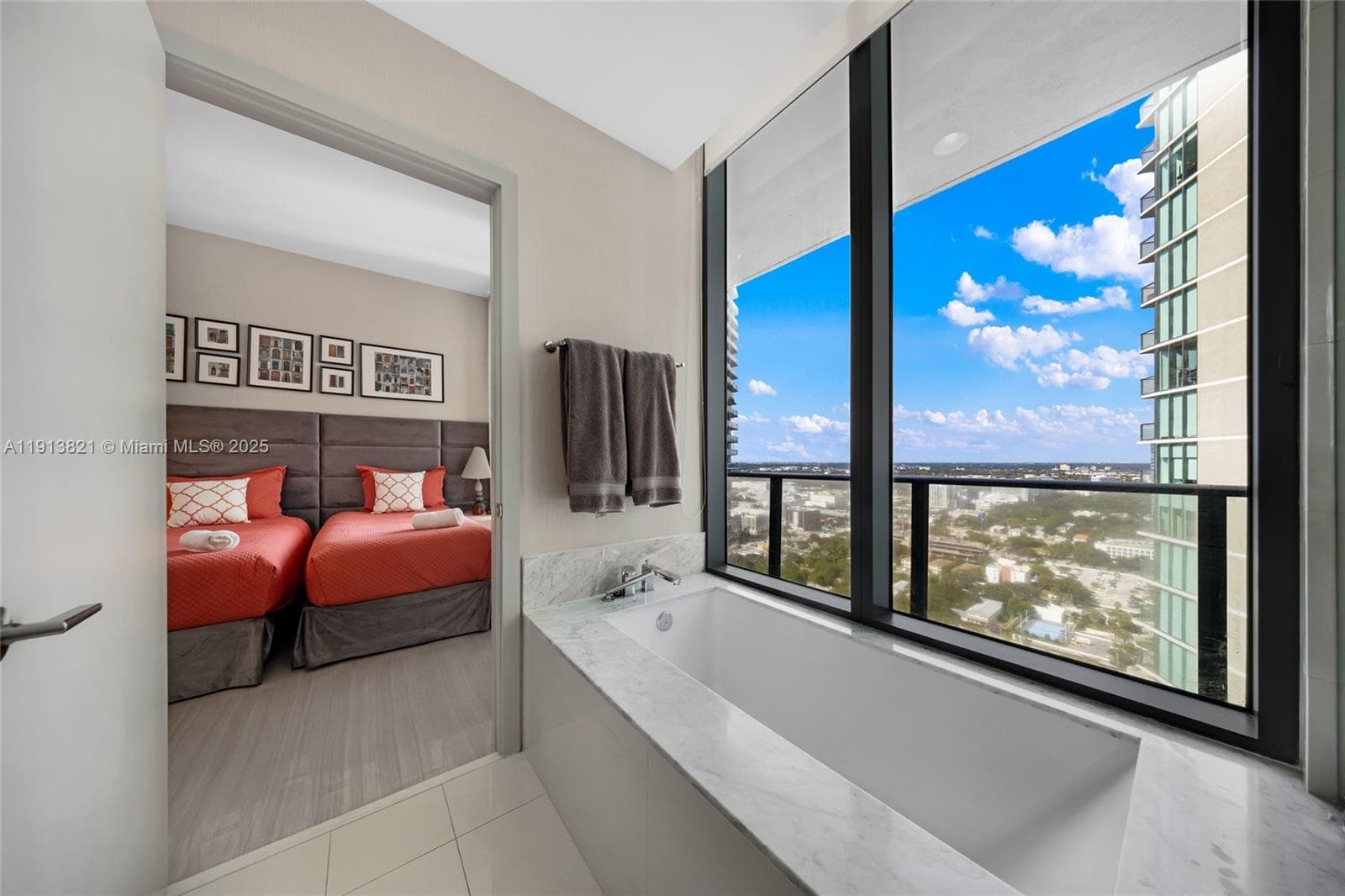 480 NE 31st St # 2807, Miami FL 33137 — 18