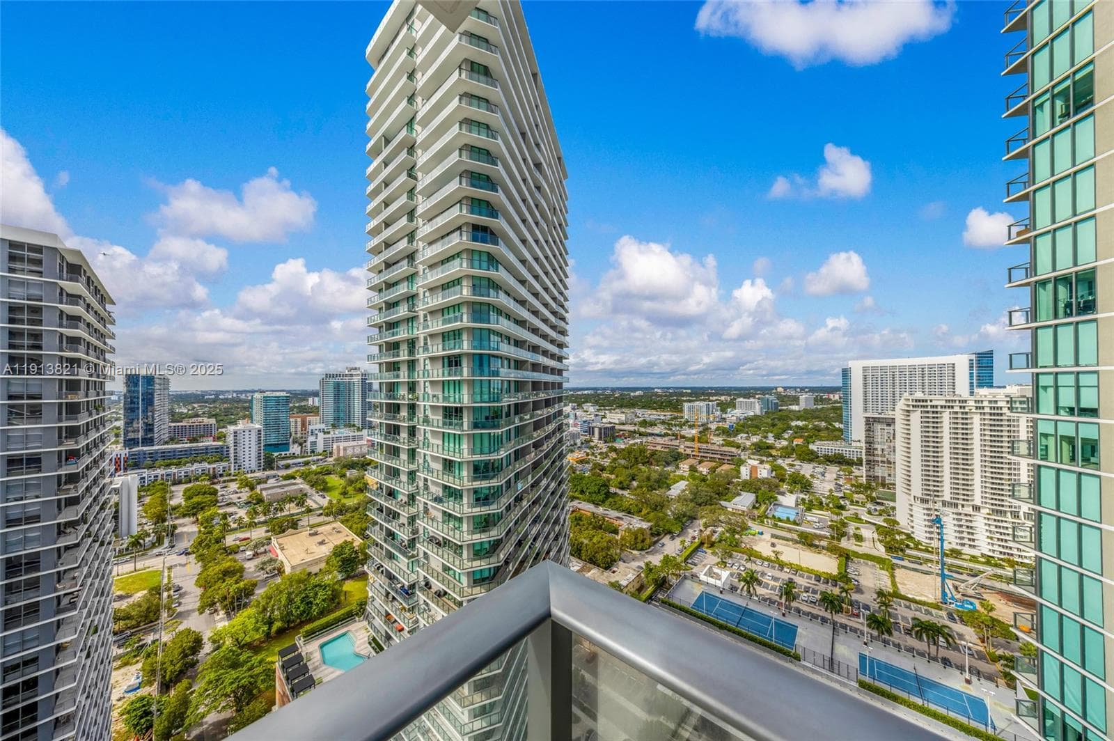 480 NE 31st St # 2807, Miami FL 33137 — 40