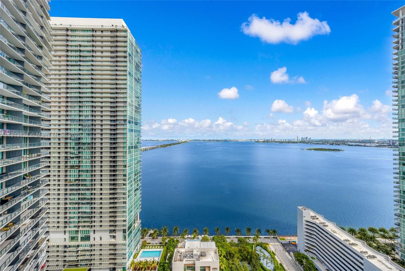 480 NE 31st St # 2807, Miami FL 33137 — 35