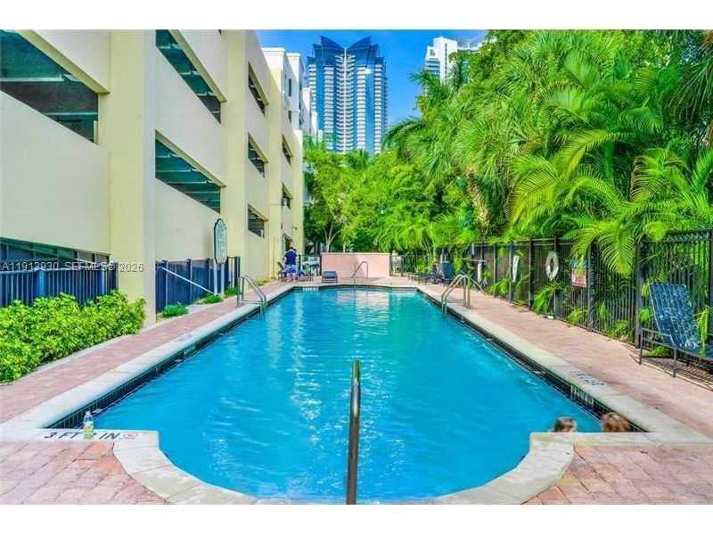 17100 N Bay Rd # 1107, Sunny Isles Beach FL 33160 — 53