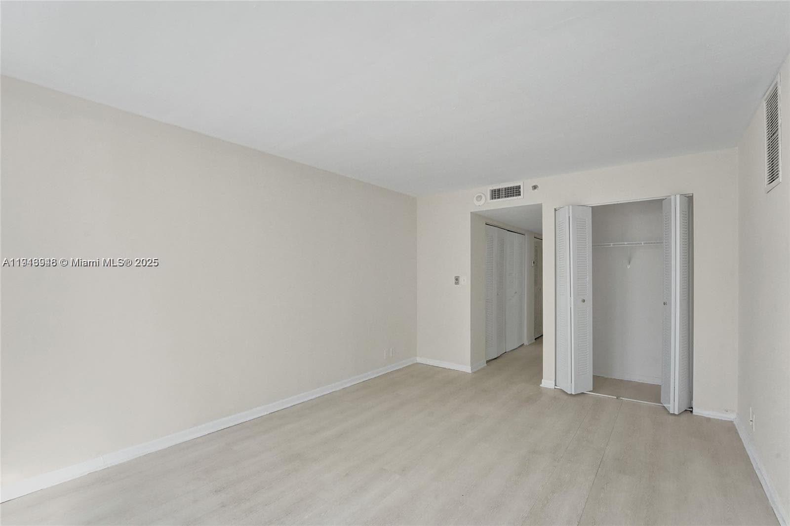 7601 E Treasure Dr # 406, North Bay Village FL 33141 — 23