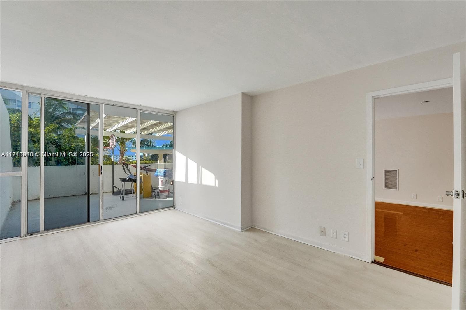 7601 E Treasure Dr # 406, North Bay Village FL 33141 — 27