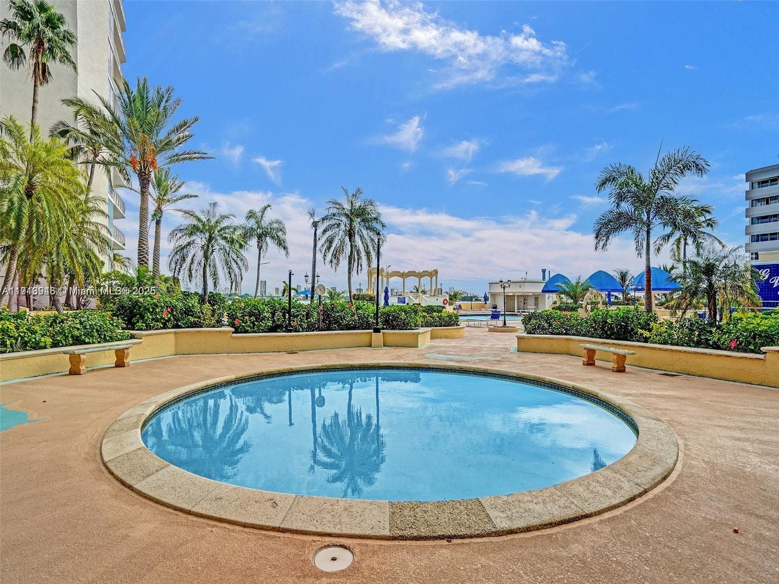 7601 E Treasure Dr # 406, North Bay Village FL 33141 — 7