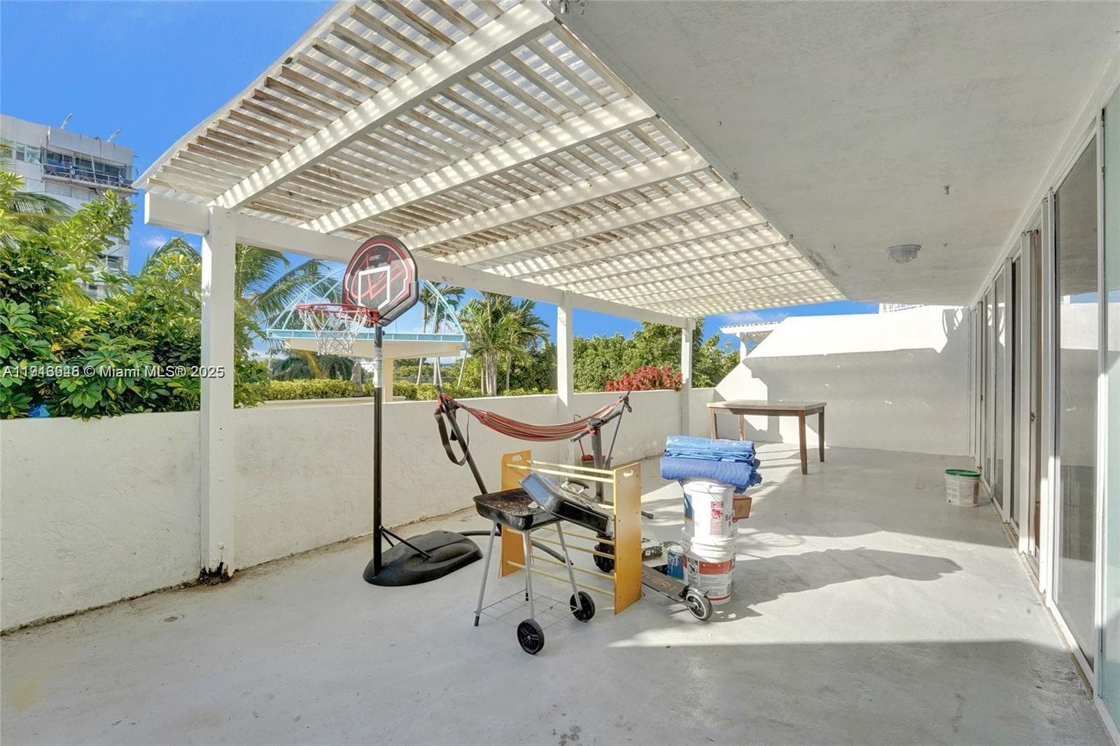 7601 E Treasure Dr # 406, North Bay Village FL 33141 — 1