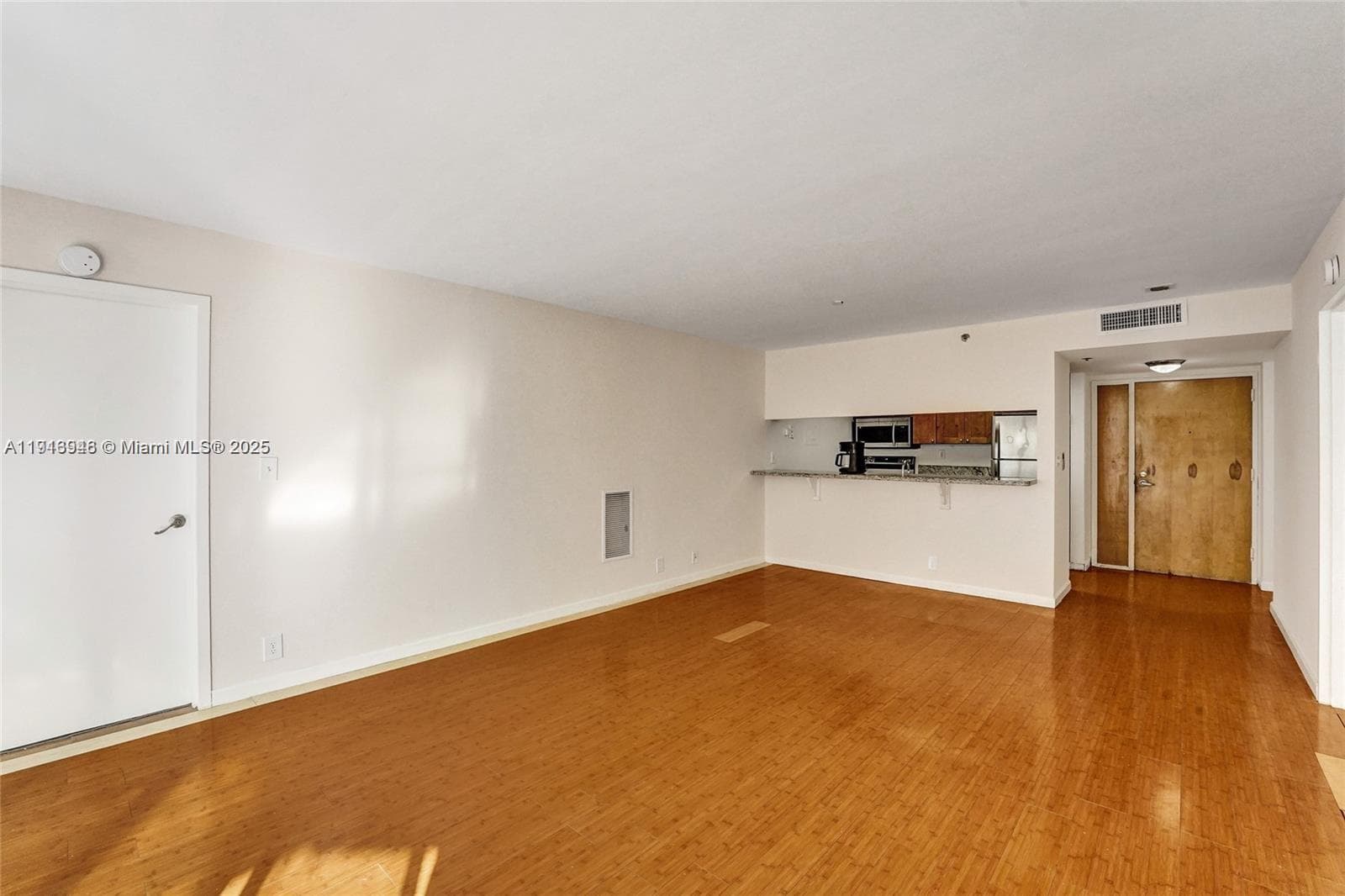 7601 E Treasure Dr # 406, North Bay Village FL 33141 — 19