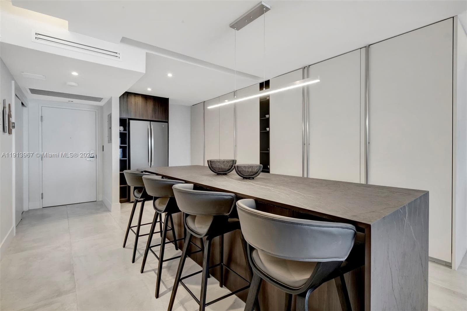 2301 Collins Ave # 634, Miami Beach FL 33139 — 13