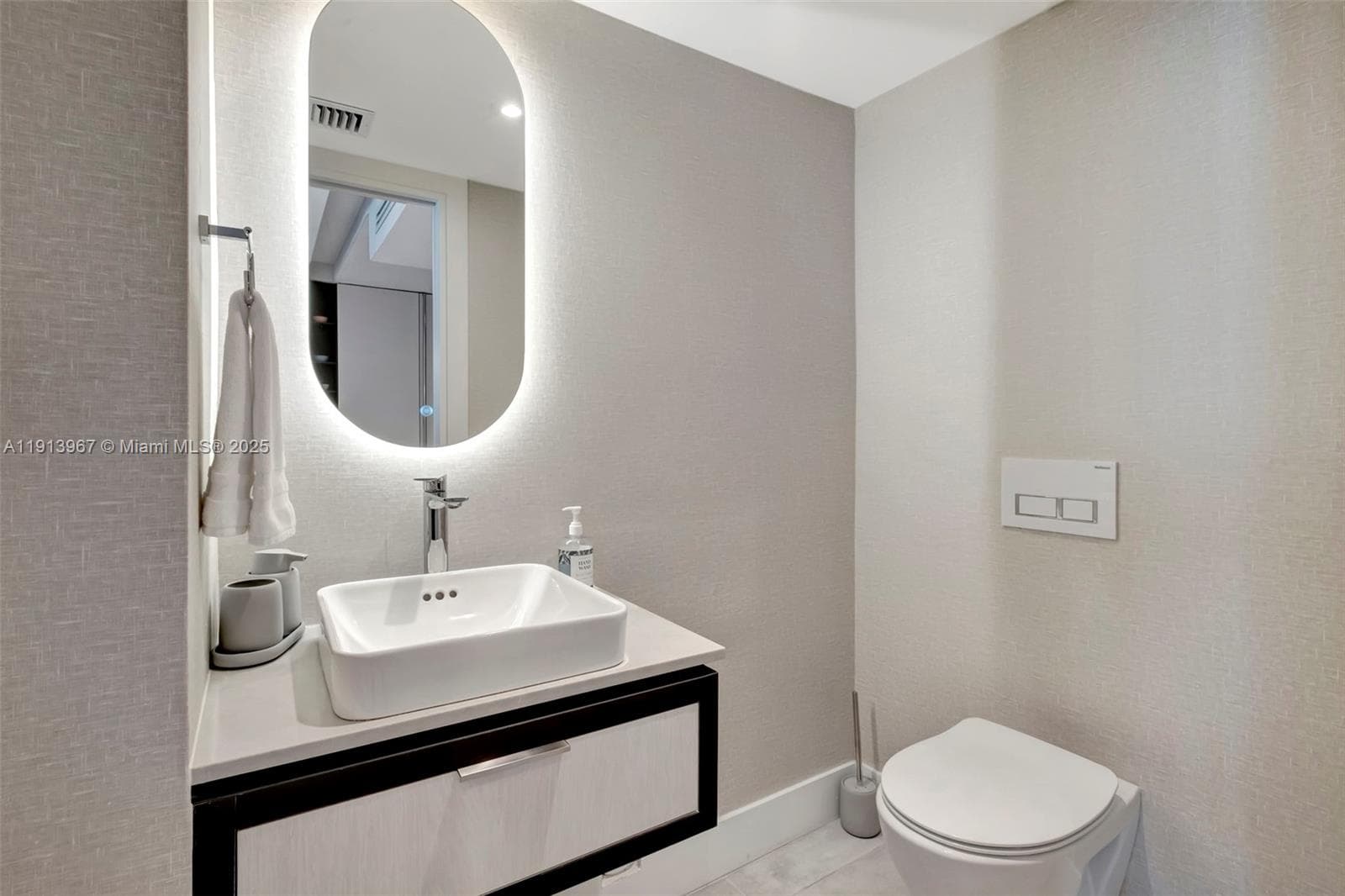 2301 Collins Ave # 634, Miami Beach FL 33139 — 12
